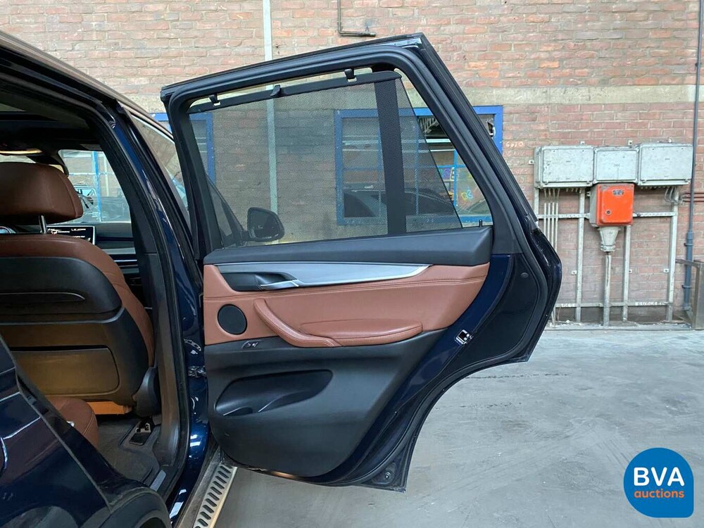 BMW X5 40e High Executive xDrive 2015 313pk M-SPORT -Org NL-, HR-063-H