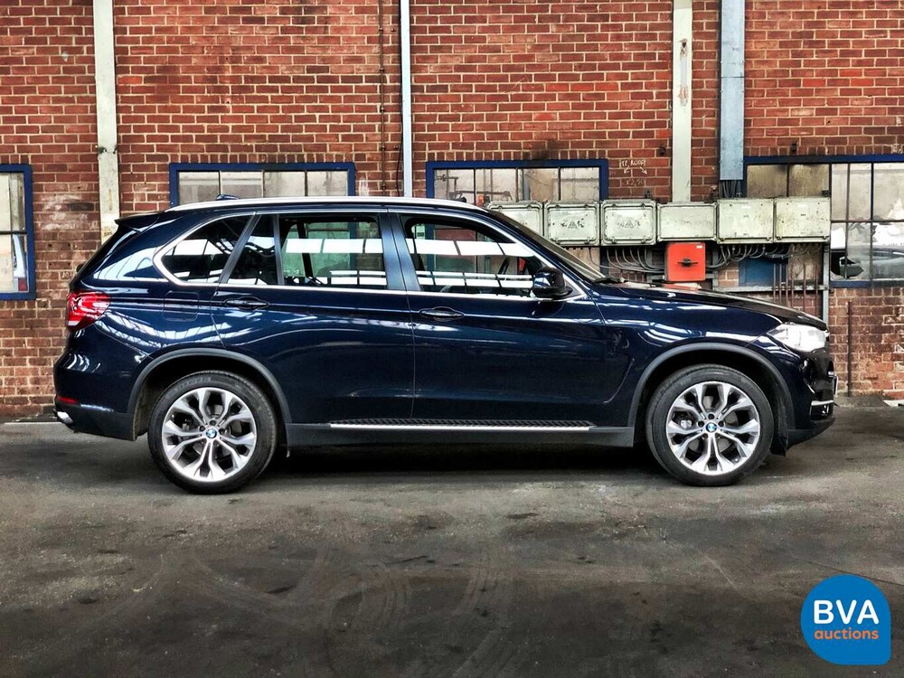 BMW X5 40e High Executive xDrive 2015 313pk M-SPORT -Org NL-, HR-063-H