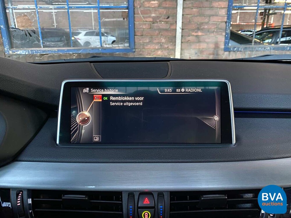 BMW X5 40e High Executive xDrive 2015 313pk M-SPORT -Org NL-, HR-063-H