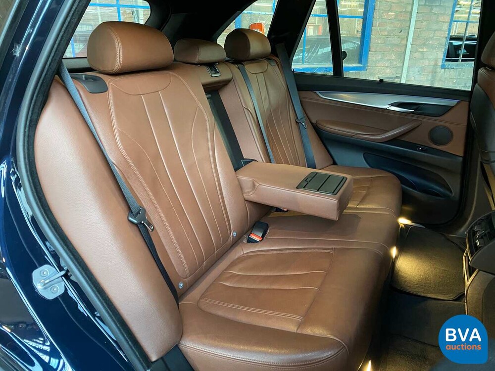 BMW X5 40e High Executive xDrive 2015 313pk M-SPORT -Org NL-, HR-063-H