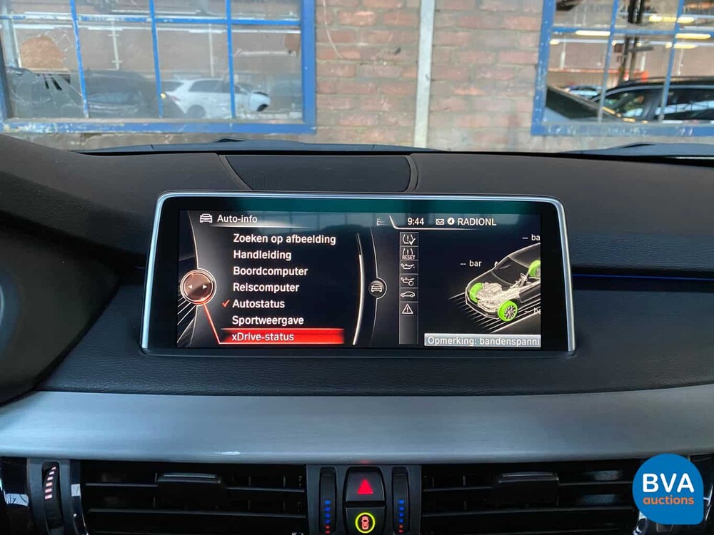 BMW X5 40e High Executive xDrive 2015 313pk M-SPORT -Org NL-, HR-063-H