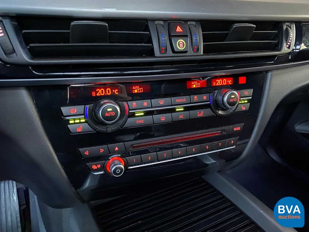 BMW X5 40e High Executive xDrive 2015 313pk M-SPORT -Org NL-, HR-063-H