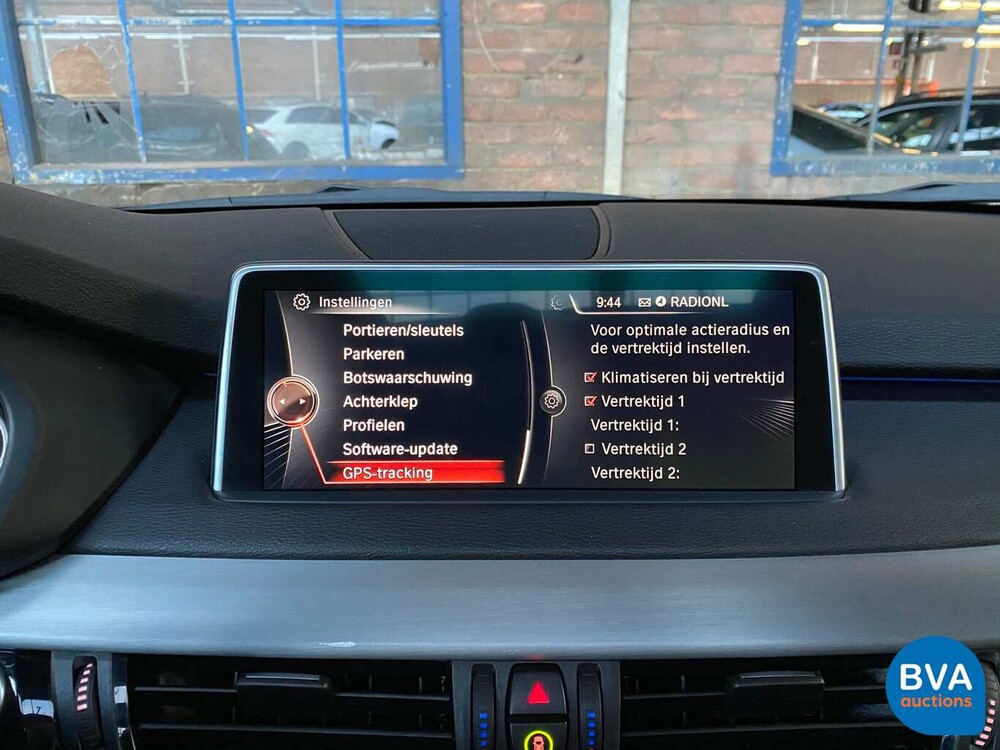 BMW X5 40e High Executive xDrive 2015 313pk M-SPORT -Org NL-, HR-063-H