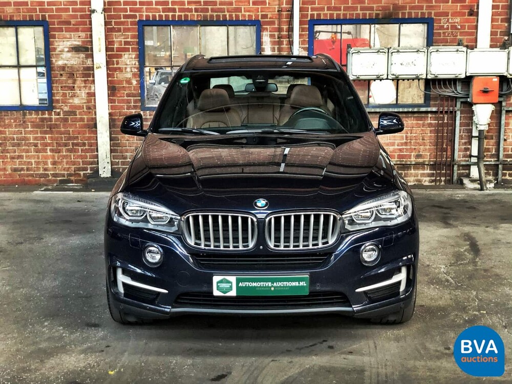 BMW X5 40e High Executive xDrive 2015 313pk M-SPORT -Org NL-, HR-063-H