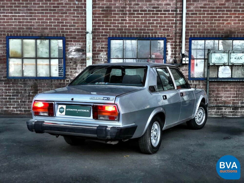 Alfa Romeo 6 2.5 V6 Carburateur 1979
