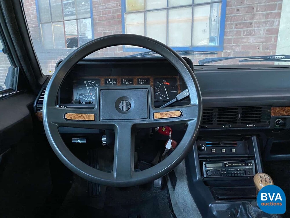 Alfa Romeo 6 2.5 V6 Carburateur 1979