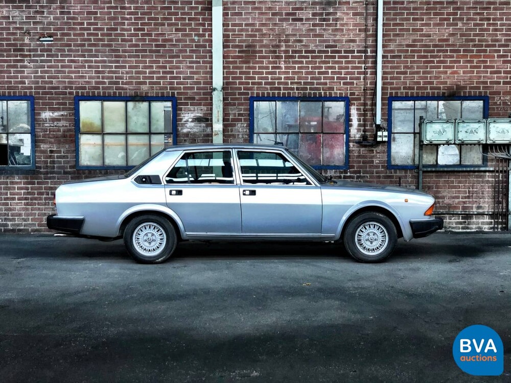 Alfa Romeo 6 2.5 V6 Carburateur 1979