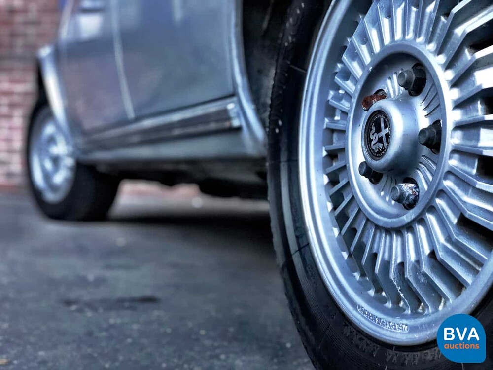 Alfa Romeo 6 2.5 V6 Carburateur 1979