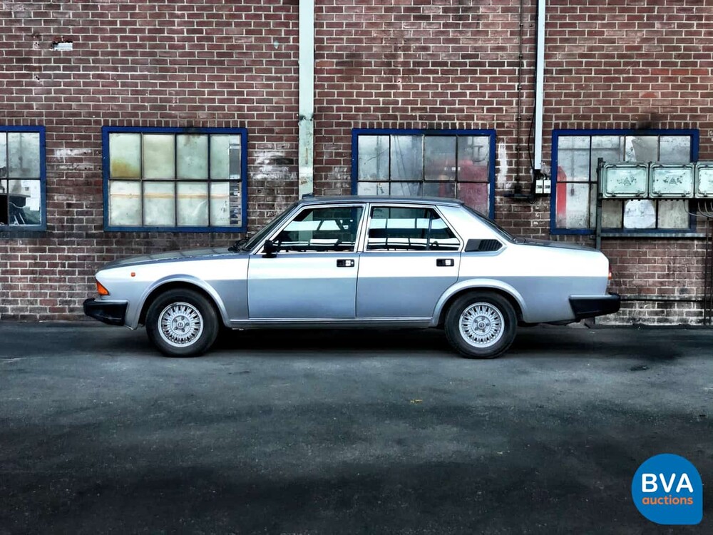 Alfa Romeo 6 2.5 V6 Carburateur 1979