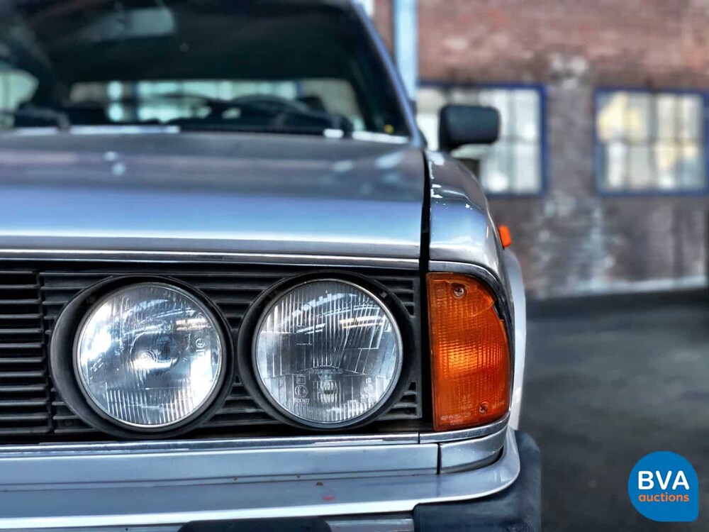 Alfa Romeo 6 2.5 V6 Carburateur 1979