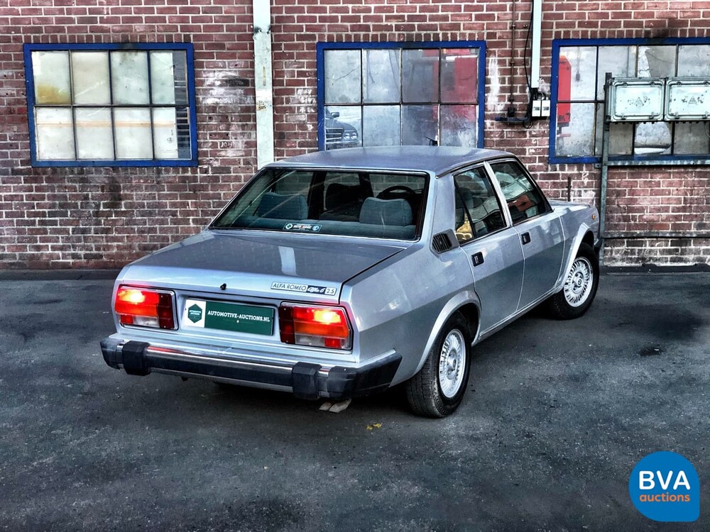 Alfa Romeo 6 2.5 V6 Carburateur 1979