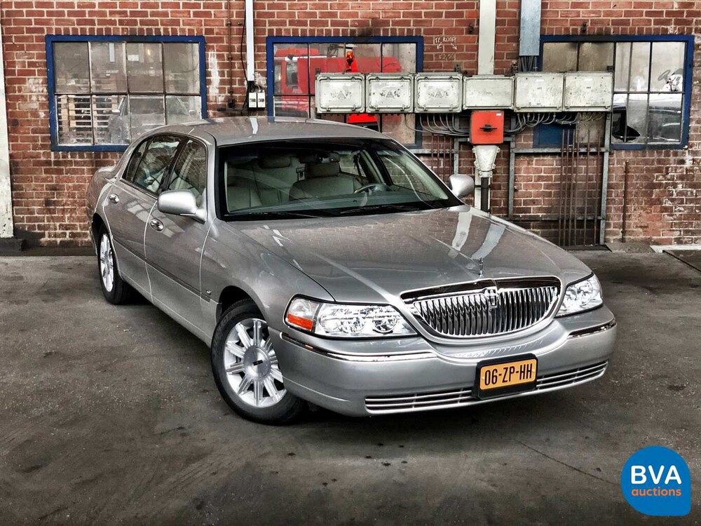 Lincoln Town Car Signature L 4.6 V8 Verlengd 2008, 06-ZP-HH
