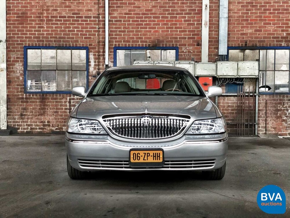 Lincoln Town Car Signature L 4.6 V8 Verlengd 2008, 06-ZP-HH