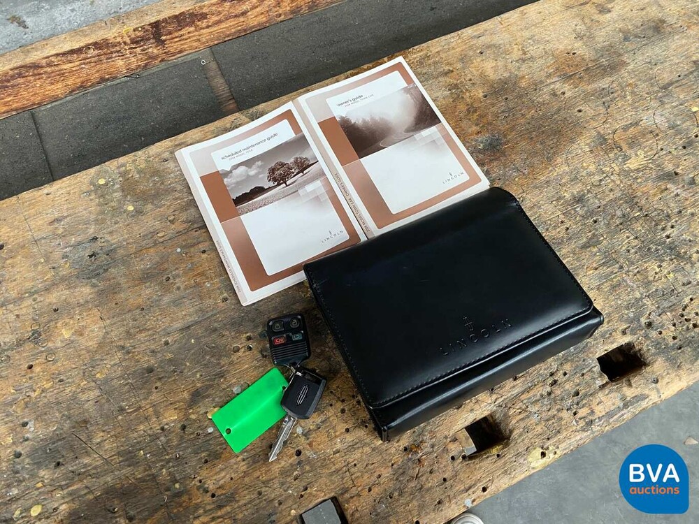 Lincoln Town Car Signature L 4.6 V8 Verlengd 2008, 06-ZP-HH