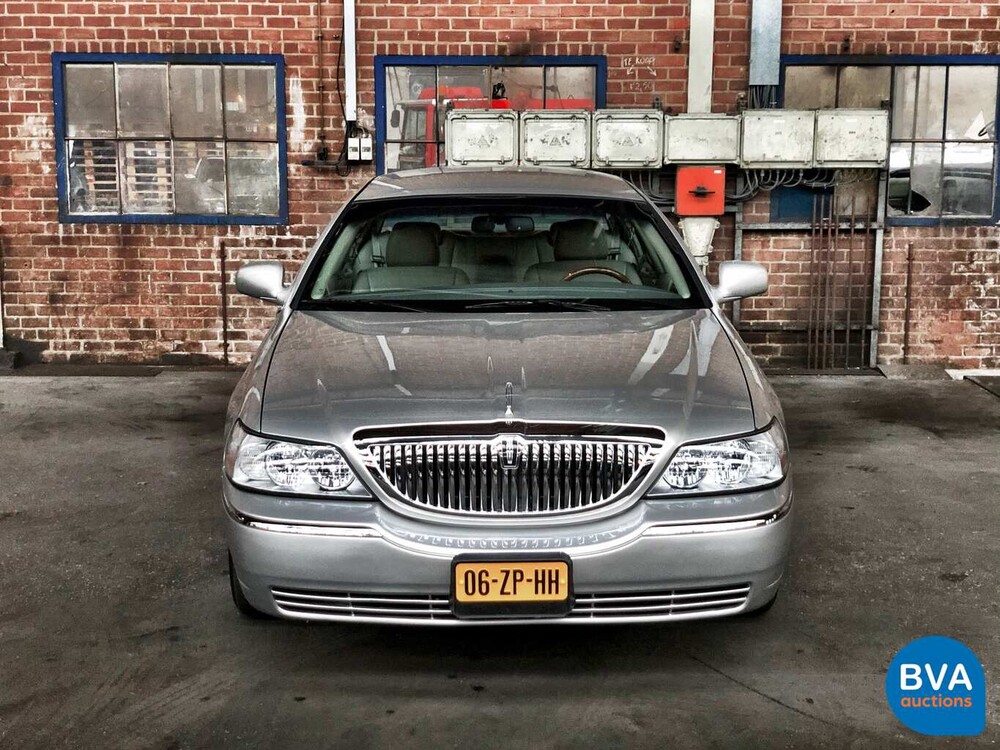 Lincoln Town Car Signature L 4.6 V8 Verlengd 2008, 06-ZP-HH