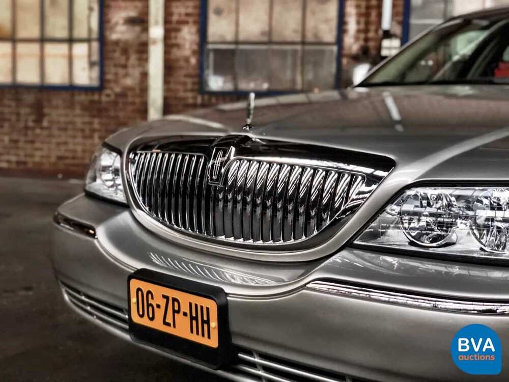 Lincoln Town Car Signature L 4.6 V8 Verlengd 2008, 06-ZP-HH
