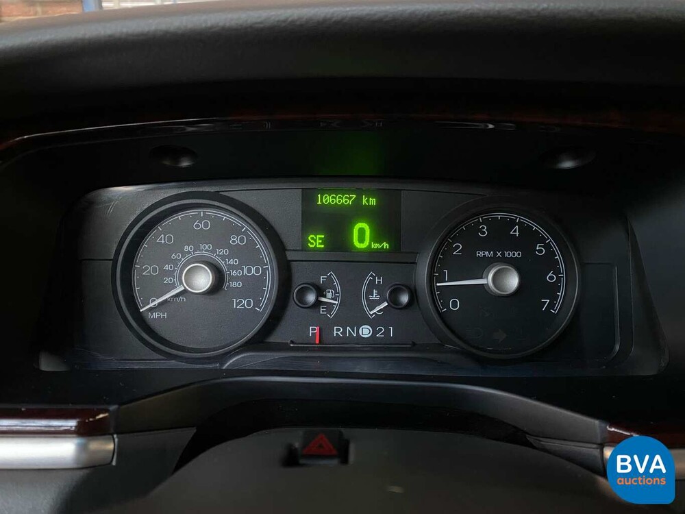 Lincoln Town Car Signature L 4.6 V8 Verlengd 2008, 06-ZP-HH