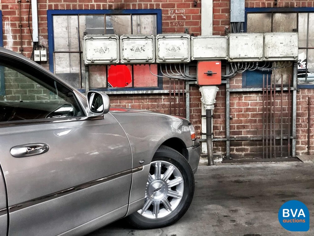 Lincoln Town Car Signature L 4.6 V8 Verlengd 2008, 06-ZP-HH