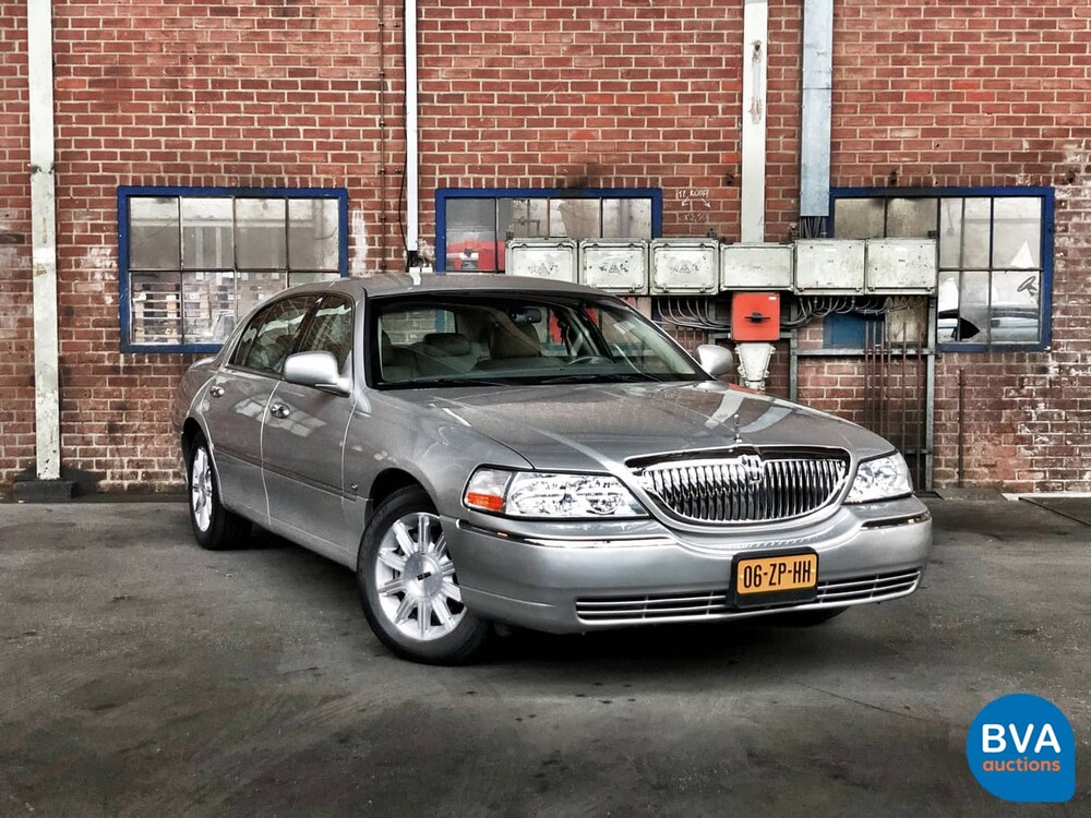 Lincoln Town Car Signature L 4.6 V8 Verlengd 2008, 06-ZP-HH
