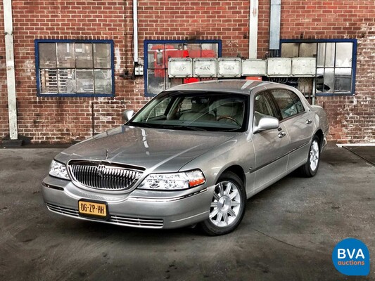 Lincoln Town Car Signature L 4.6 V8 Extended 2008, 06-ZP-HH.