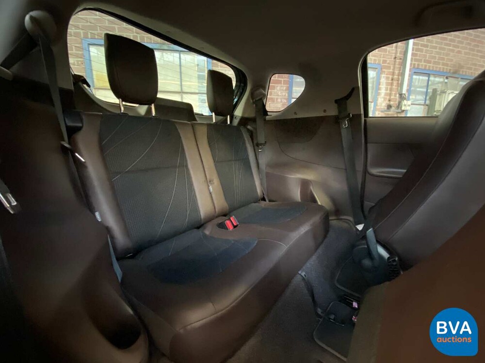 Toyota iQ 1.3 VVTi Automaat Dynamic 3+1 2010, GT-215-B