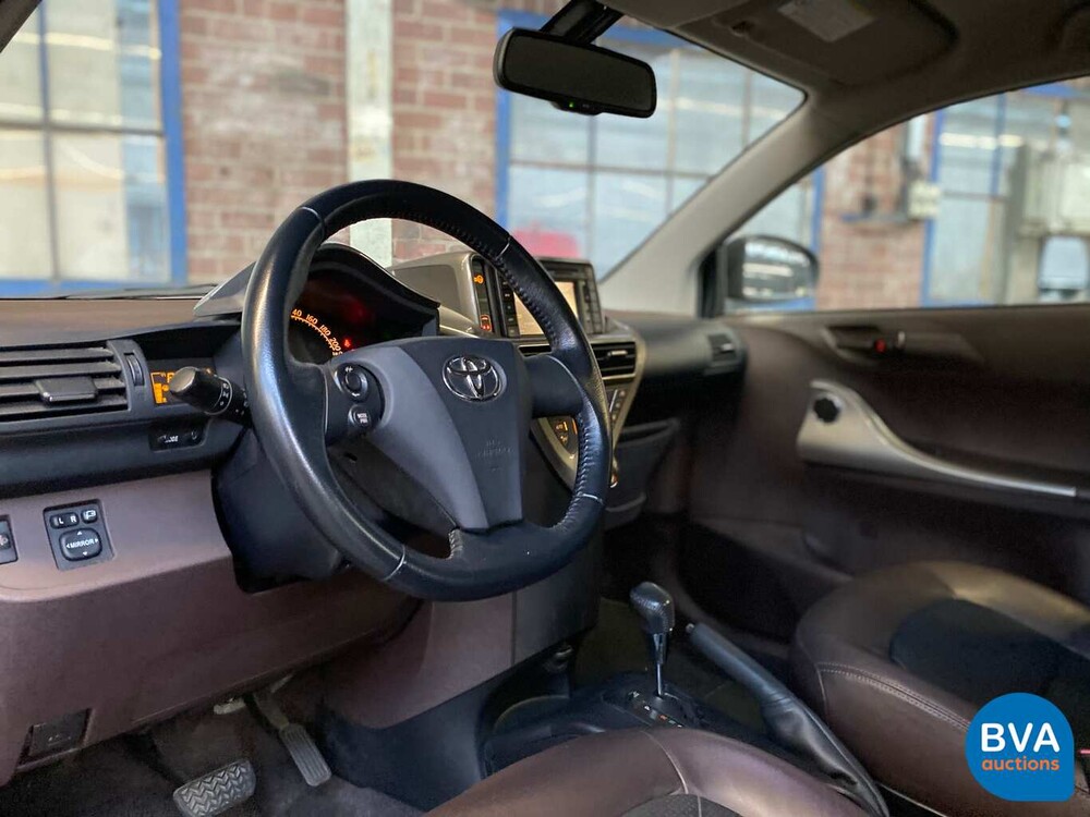 Toyota iQ 1.3 VVTi Automaat Dynamic 3+1 2010, GT-215-B