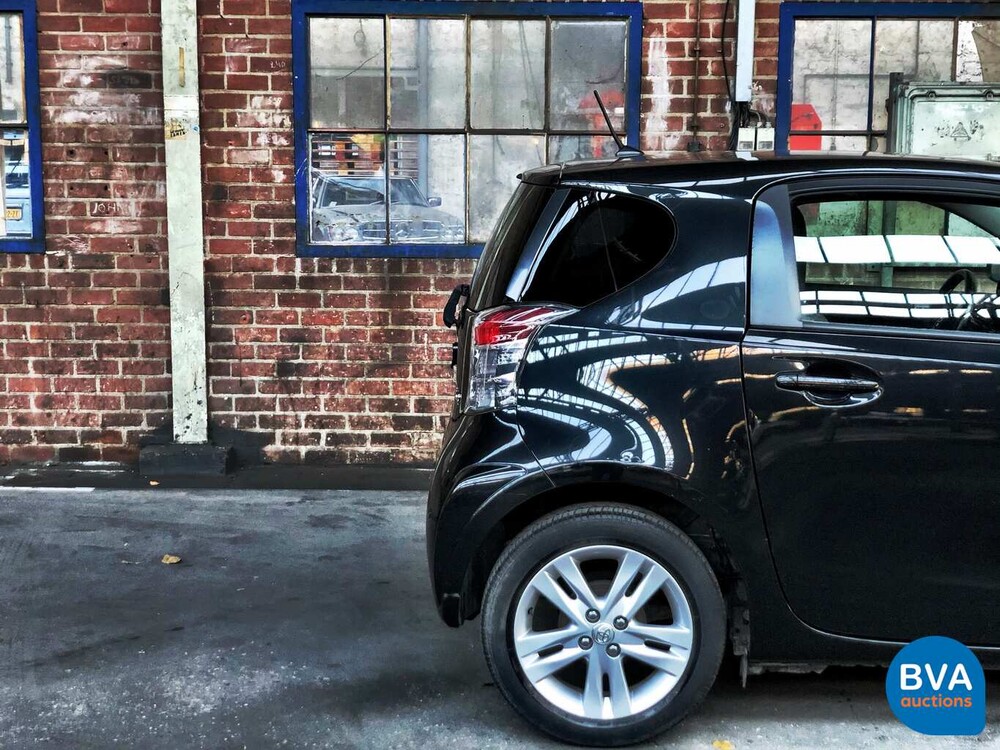 Toyota iQ 1.3 VVTi Automaat Dynamic 3+1 2010, GT-215-B