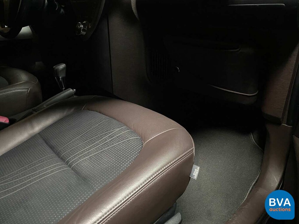 Toyota iQ 1.3 VVTi Automaat Dynamic 3+1 2010, GT-215-B