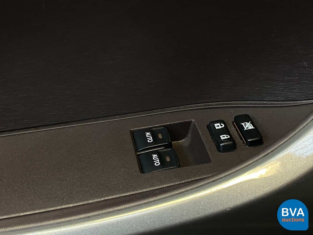 Toyota iQ 1.3 VVTi Automaat Dynamic 3+1 2010, GT-215-B