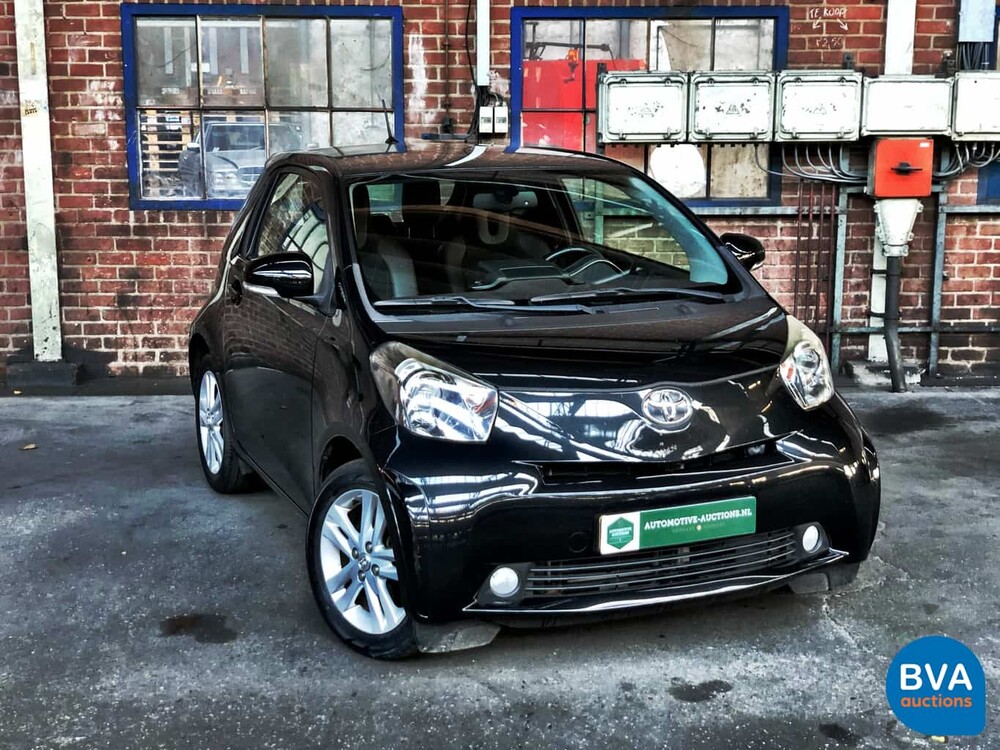 Toyota iQ 1.3 VVTi Automaat Dynamic 3+1 2010, GT-215-B