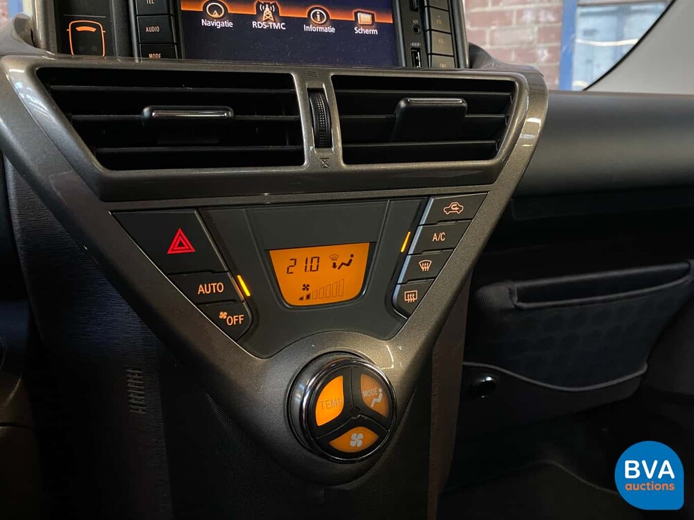 Toyota iQ 1.3 VVTi Automaat Dynamic 3+1 2010, GT-215-B