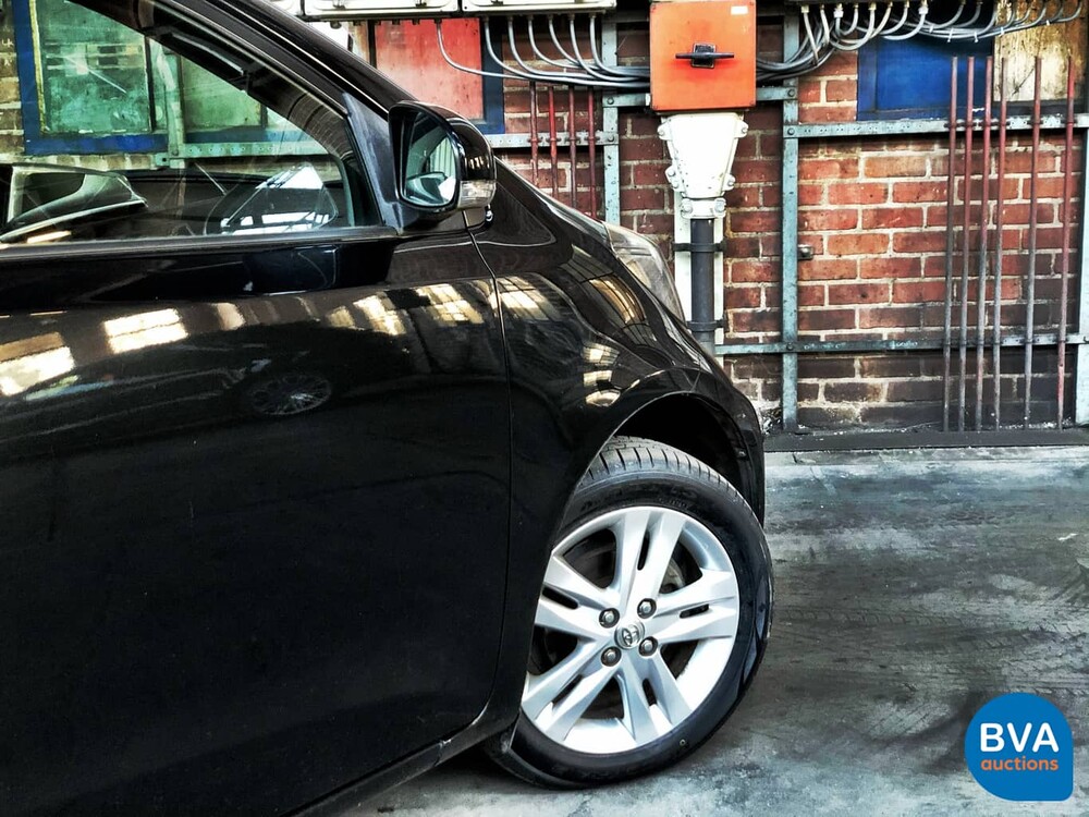 Toyota iQ 1.3 VVTi Automaat Dynamic 3+1 2010, GT-215-B