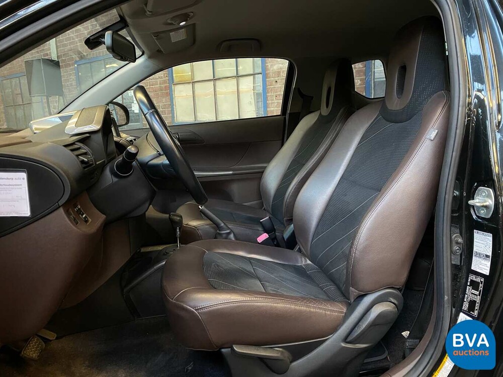 Toyota iQ 1.3 VVTi Automaat Dynamic 3+1 2010, GT-215-B