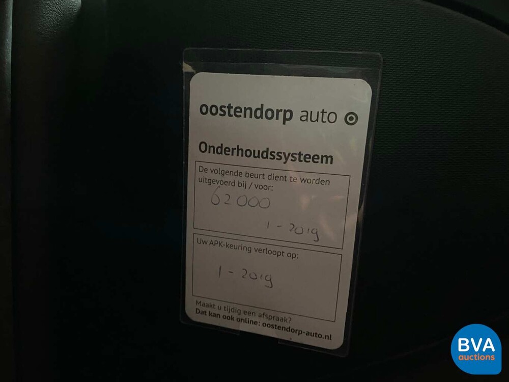 Toyota iQ 1.3 VVTi Automaat Dynamic 3+1 2010, GT-215-B