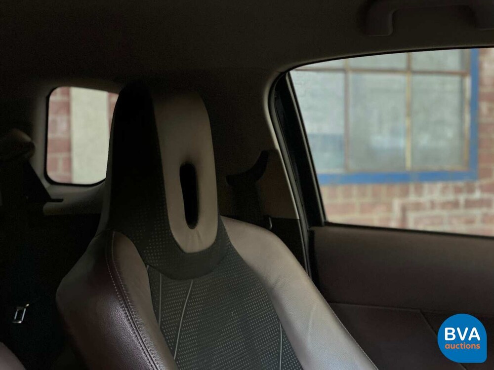 Toyota iQ 1.3 VVTi Automaat Dynamic 3+1 2010, GT-215-B