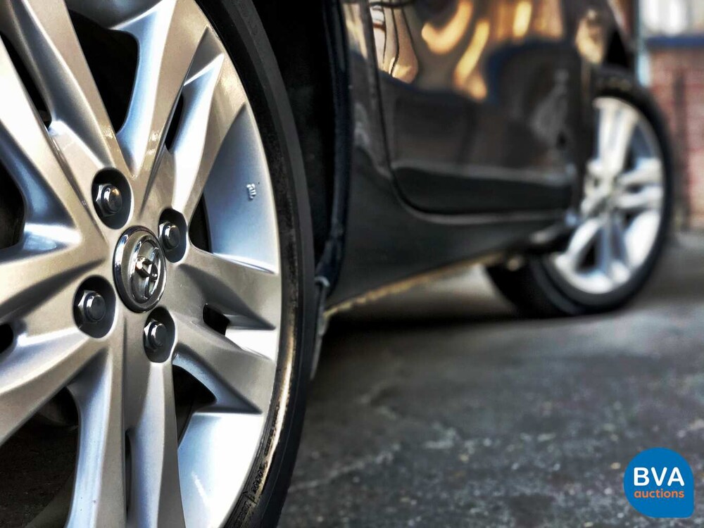 Toyota iQ 1.3 VVTi Automaat Dynamic 3+1 2010, GT-215-B