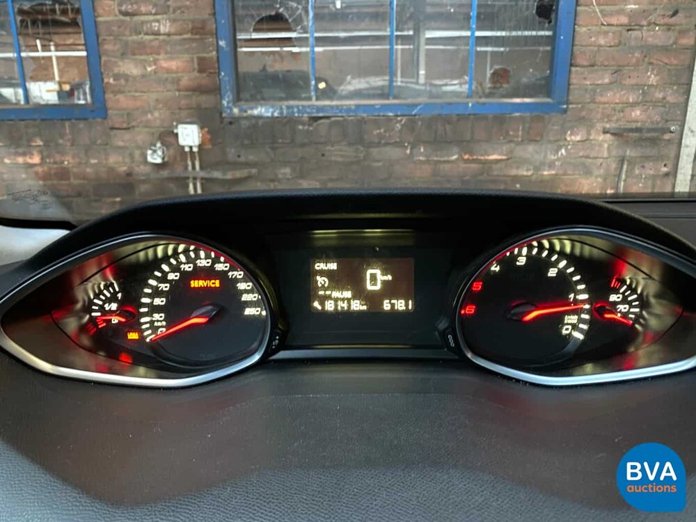 Peugeot 308 SW 1.6 BlueHDI Blue Lease Executive 120pk 2015 -Org NL-, HV-374-G