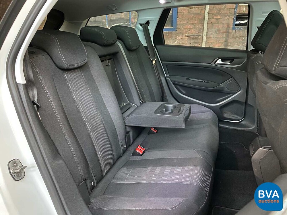 Peugeot 308 SW 1.6 BlueHDI Blue Lease Executive 120pk 2015 -Org NL-, HV-374-G