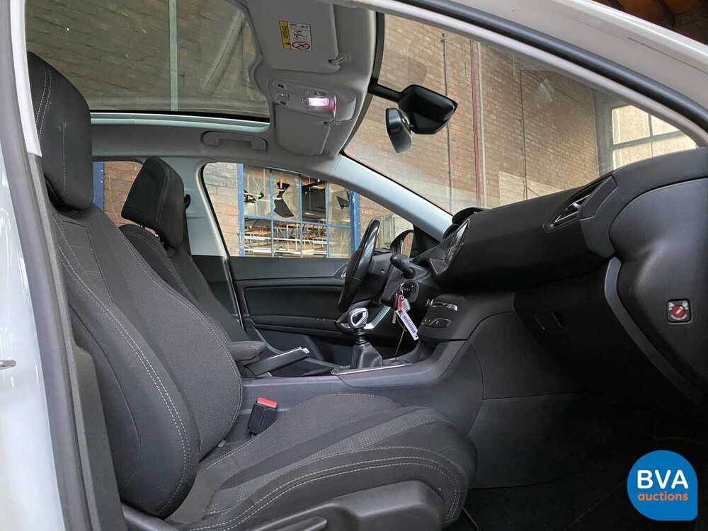 Peugeot 308 SW 1.6 BlueHDI Blue Lease Executive 120pk 2015 -Org NL-, HV-374-G