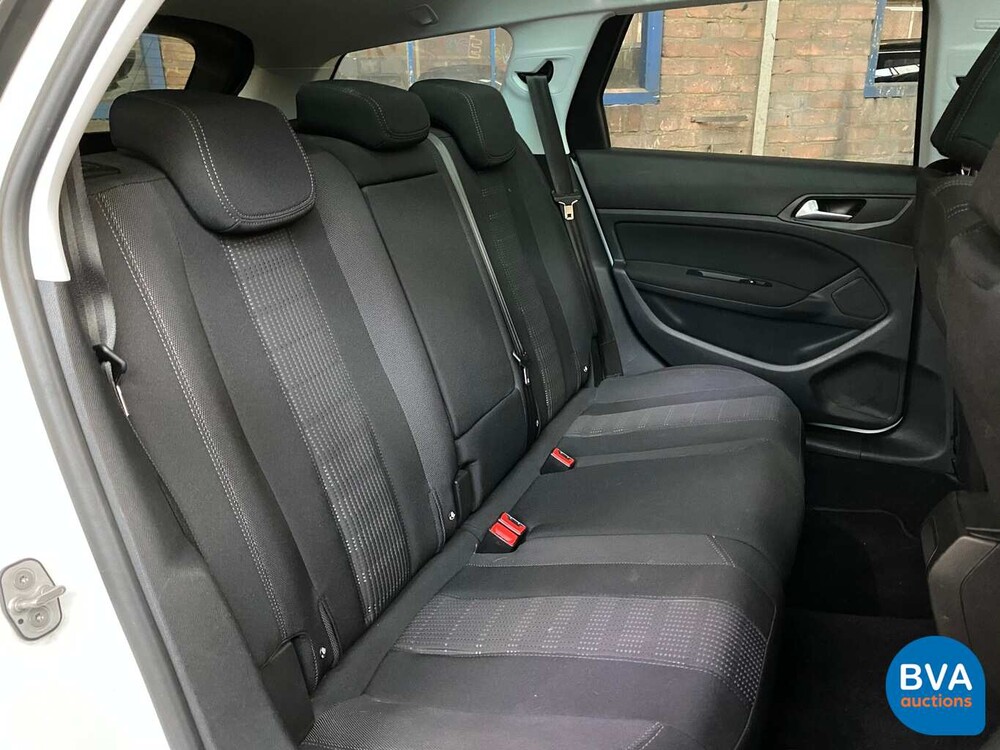 Peugeot 308 SW 1.6 BlueHDI Blue Lease Executive 120pk 2015 -Org NL-, HV-374-G