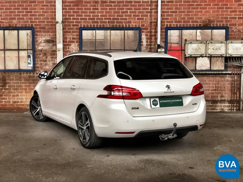 Peugeot 308 SW 1.6 BlueHDI Blue Lease Executive 120pk 2015 -Org NL-, HV-374-G