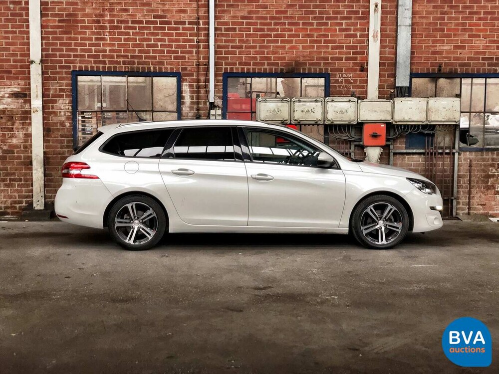 Peugeot 308 SW 1.6 BlueHDI Blue Lease Executive 120pk 2015 -Org NL-, HV-374-G