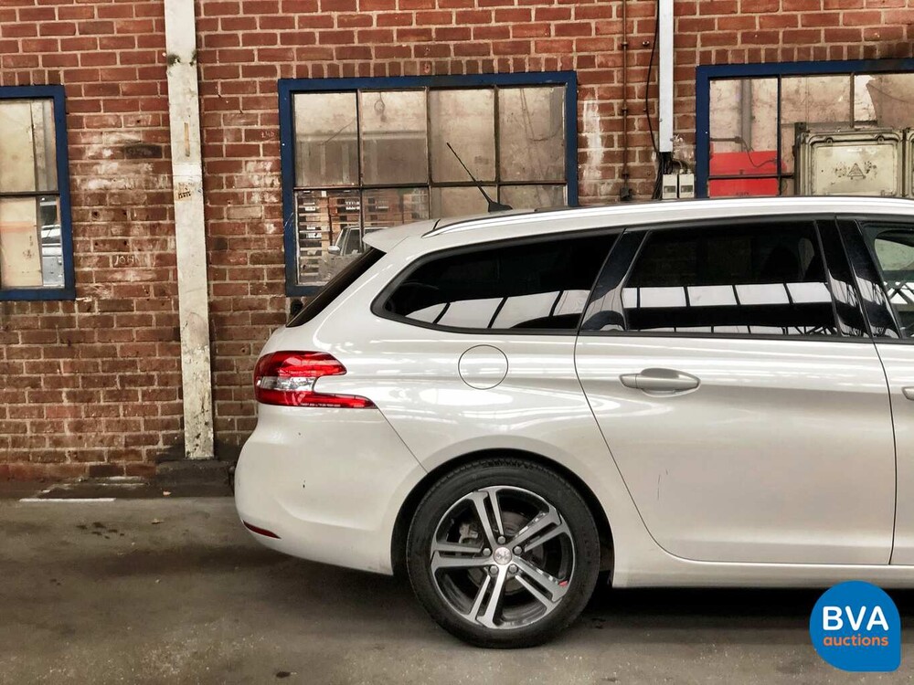 Peugeot 308 SW 1.6 BlueHDI Blue Lease Executive 120pk 2015 -Org NL-, HV-374-G