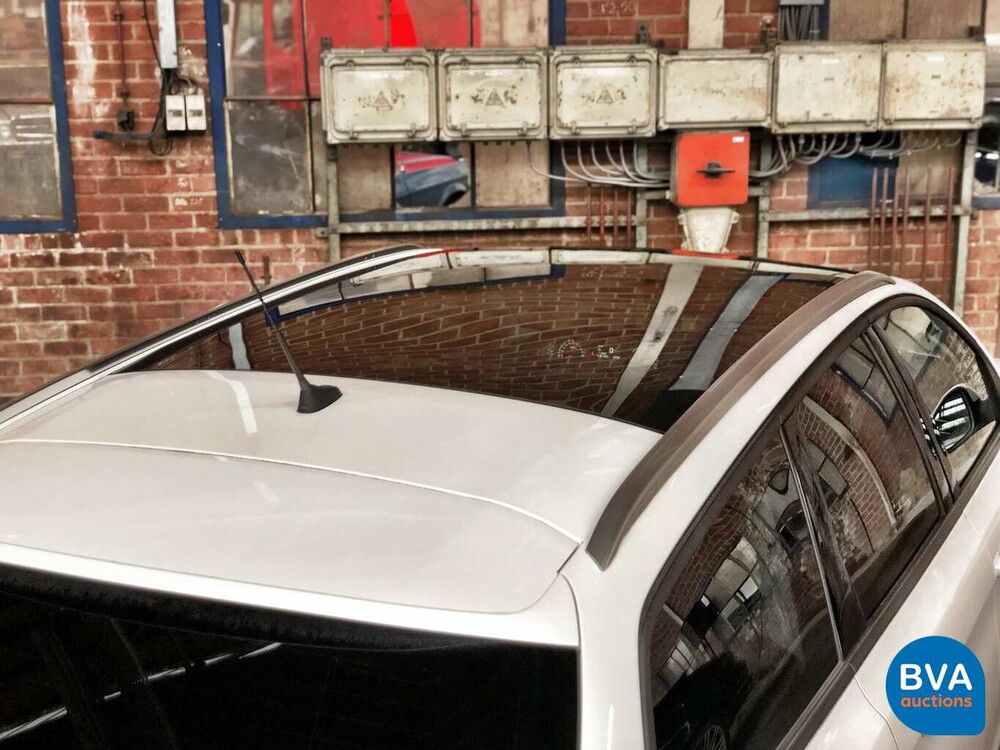 Peugeot 308 SW 1.6 BlueHDI Blue Lease Executive 120pk 2015 -Org NL-, HV-374-G