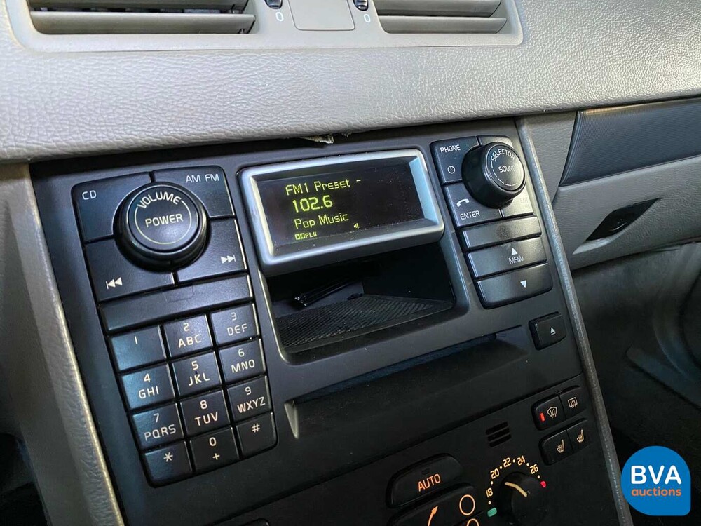 Volvo XC90 2.5 T Aut. 7 Persoons 209pk 2004 -Org NL-, 59-NR-BT