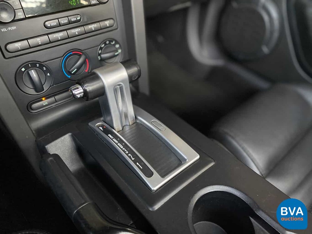 Ford Mustang GT Cabriolet V8 Saleen Supercharger 2006