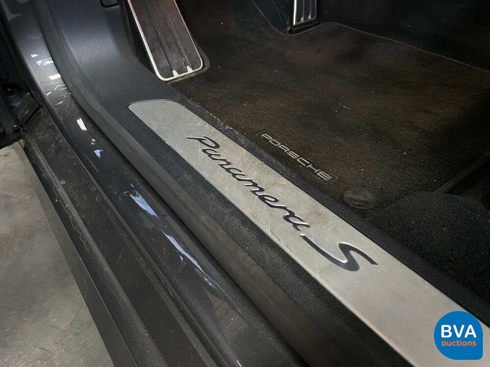 Porsche Panamera 3.0 S E-Hybrid 416 PS Sport-Chrono 2014 Hybrid.