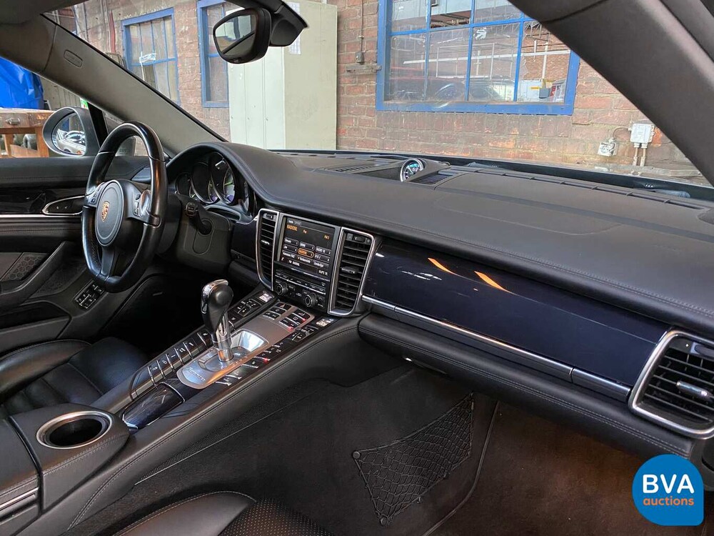 Porsche Panamera 3.0 S E-Hybrid 416 PS Sport-Chrono 2014 Hybrid.