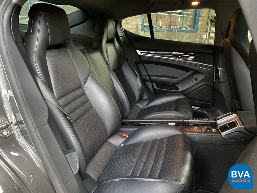 Porsche Panamera 3.0 S E-Hybrid 416 PS Sport-Chrono 2014 Hybrid.