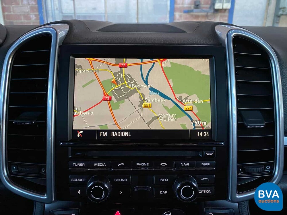 Porsche Cayenne 3.0 S E-Hybrid 416 PS 2015 -Original NL-, HK-999-Z.